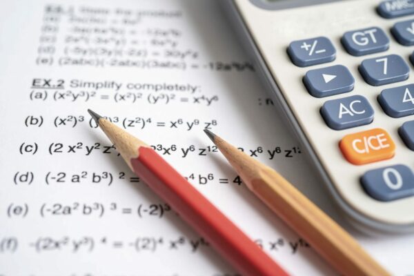 Bac de maths 2026 : que retenir du sujet corrigé de l’épreuve de première ?